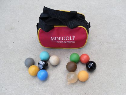 12 Minigolfbälle mit kleiner Balltasche