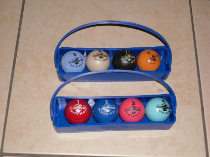 Minigolfbälle 8er Set, Spezialbälle für Hobbyspieler mit Tragekörbchen